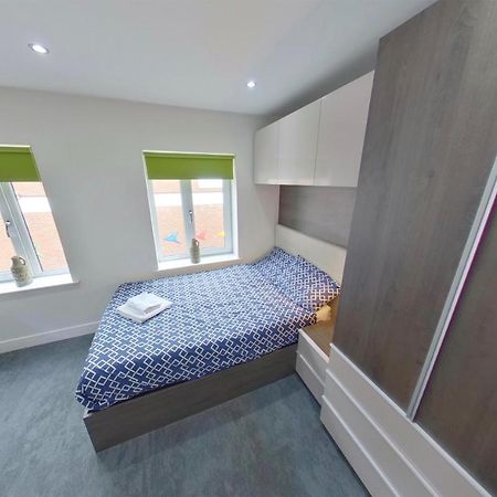 New House - Magnificent Studios In Coventry City Centre, Free Parking, By Covstays Luaran gambar